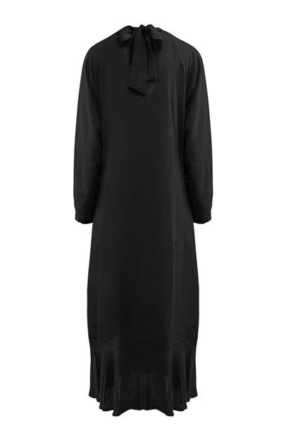 Robe mi-longue à col en V et ourlet volanté dans le dos