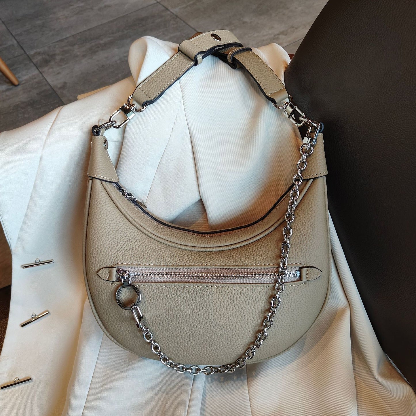 Bolso de hombro con cadena de piel de vaca de moda para mujer