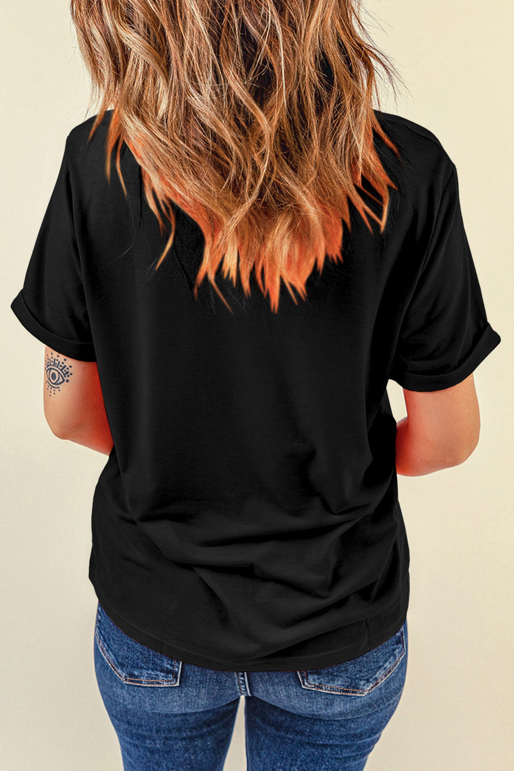 Camiseta gráfica con estampado de letras MAMA y relámpago de leopardo negro