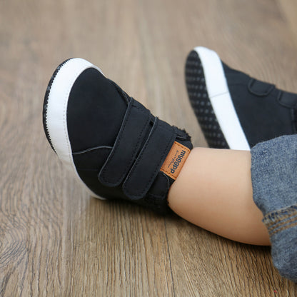 Zapatillas deportivas para niños con velcro difuso