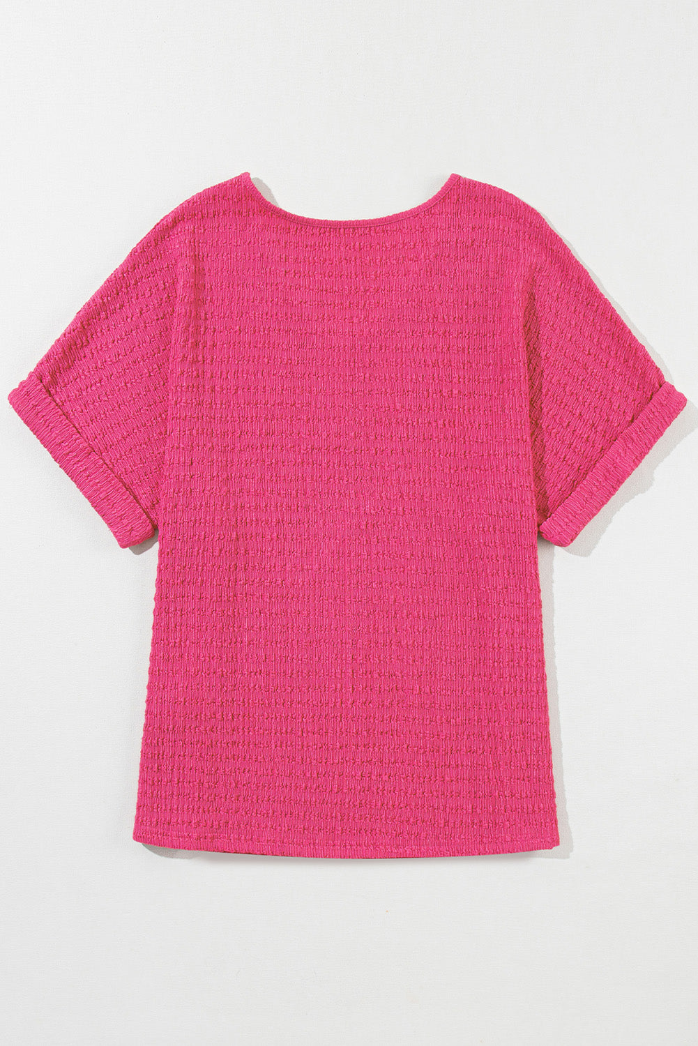 Blusa con cuello en V y manga corta enrollada con textura rosa brillante