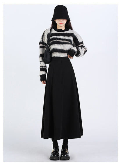 Woolen Skirt Slim Fit Mid-length