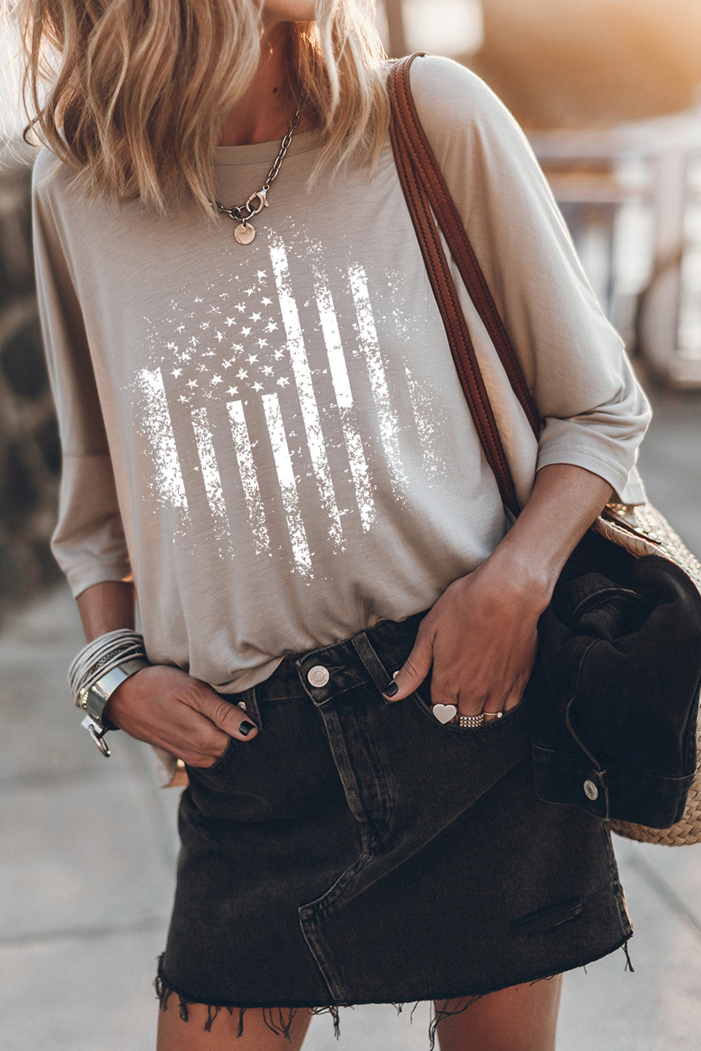 Camiseta gris de manga 3/4 con gráfico de bandera americana holgada