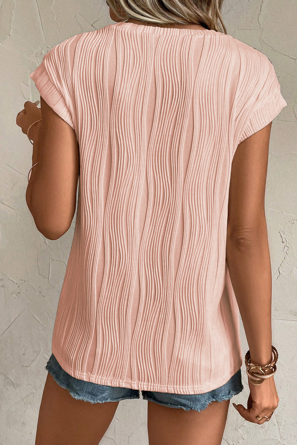 Black Solid Color Wavy Textured Cap Sleeve Top