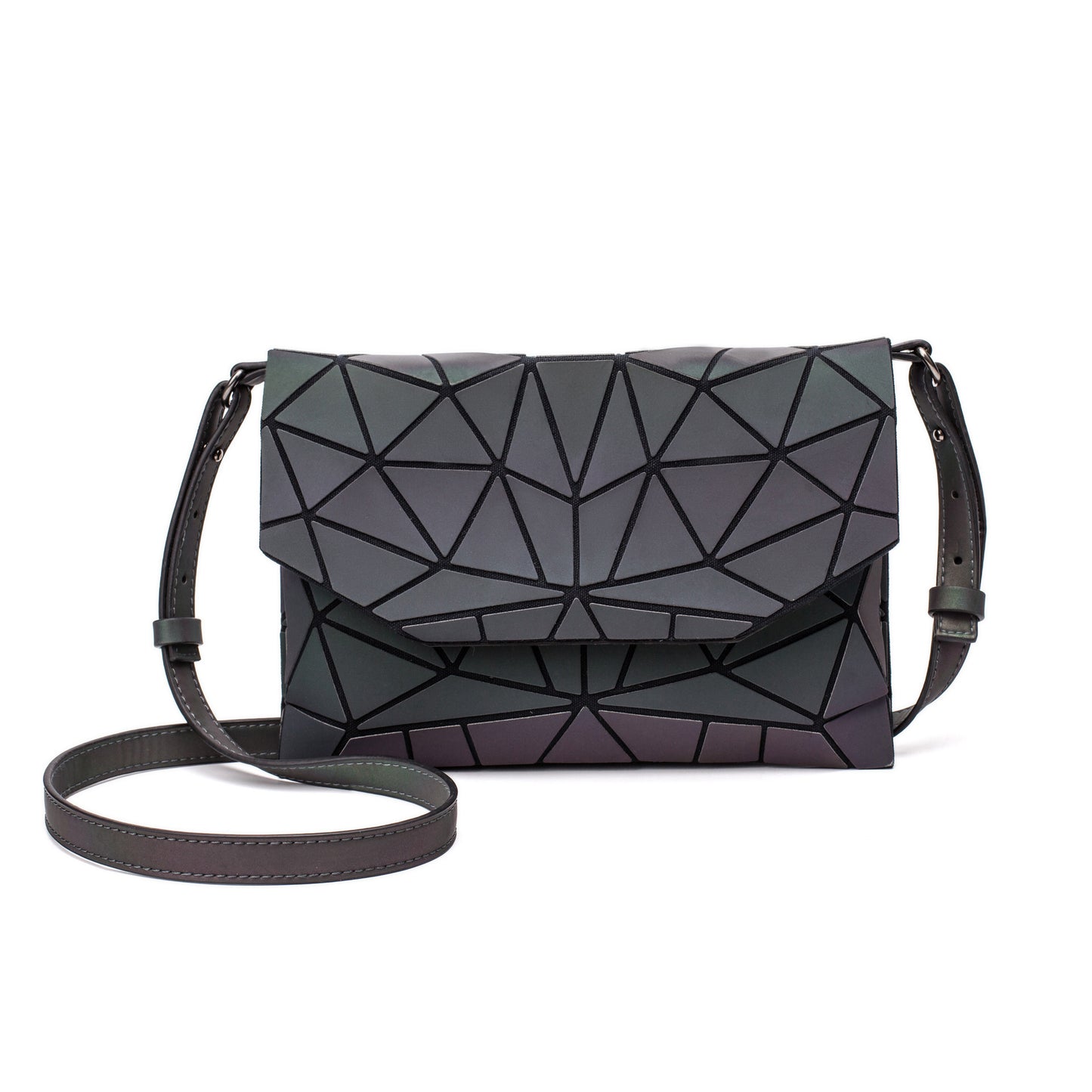 Diamond cross shoulder bag