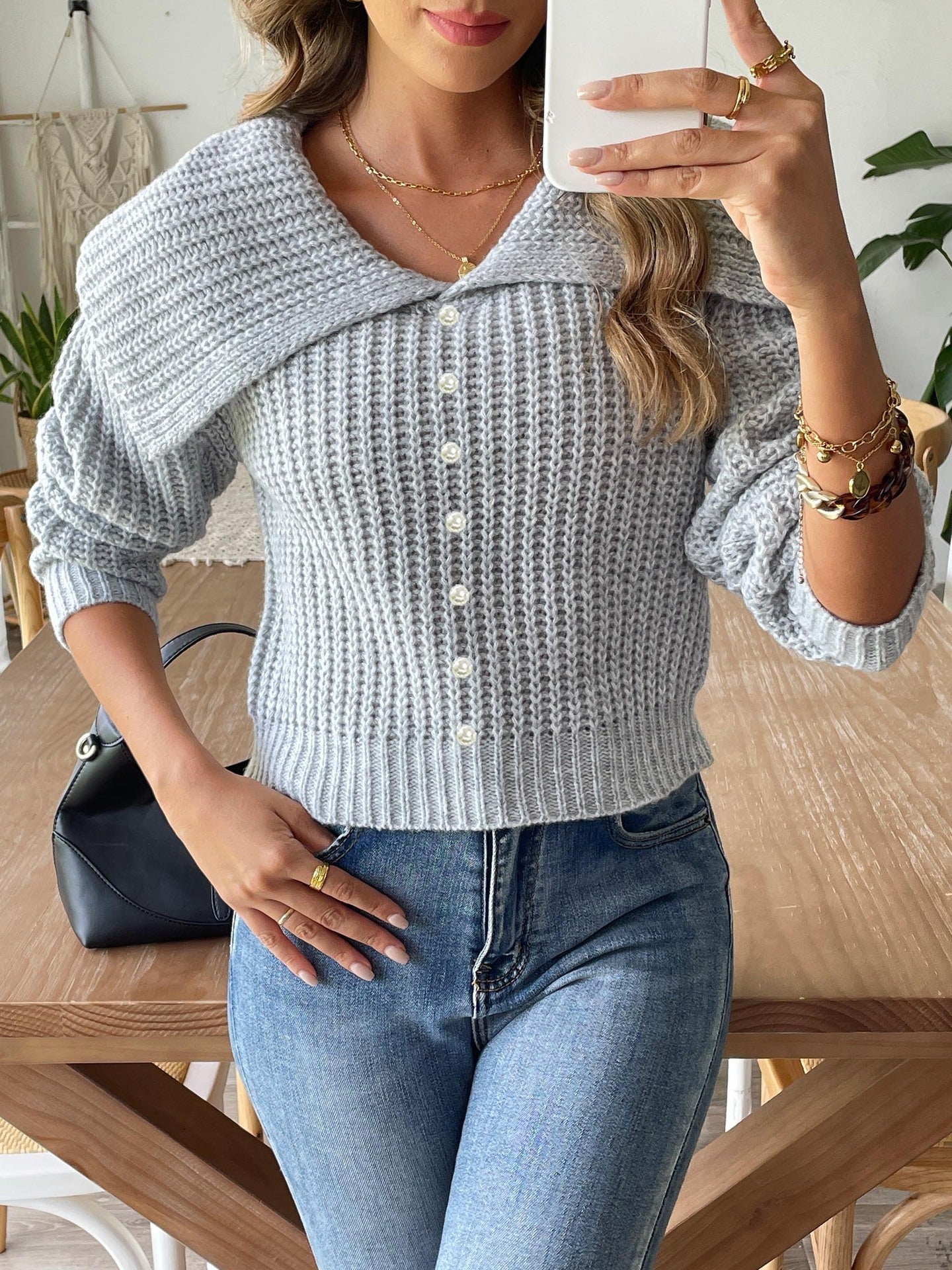 Women's Short Top Beaded Lapel Sweater