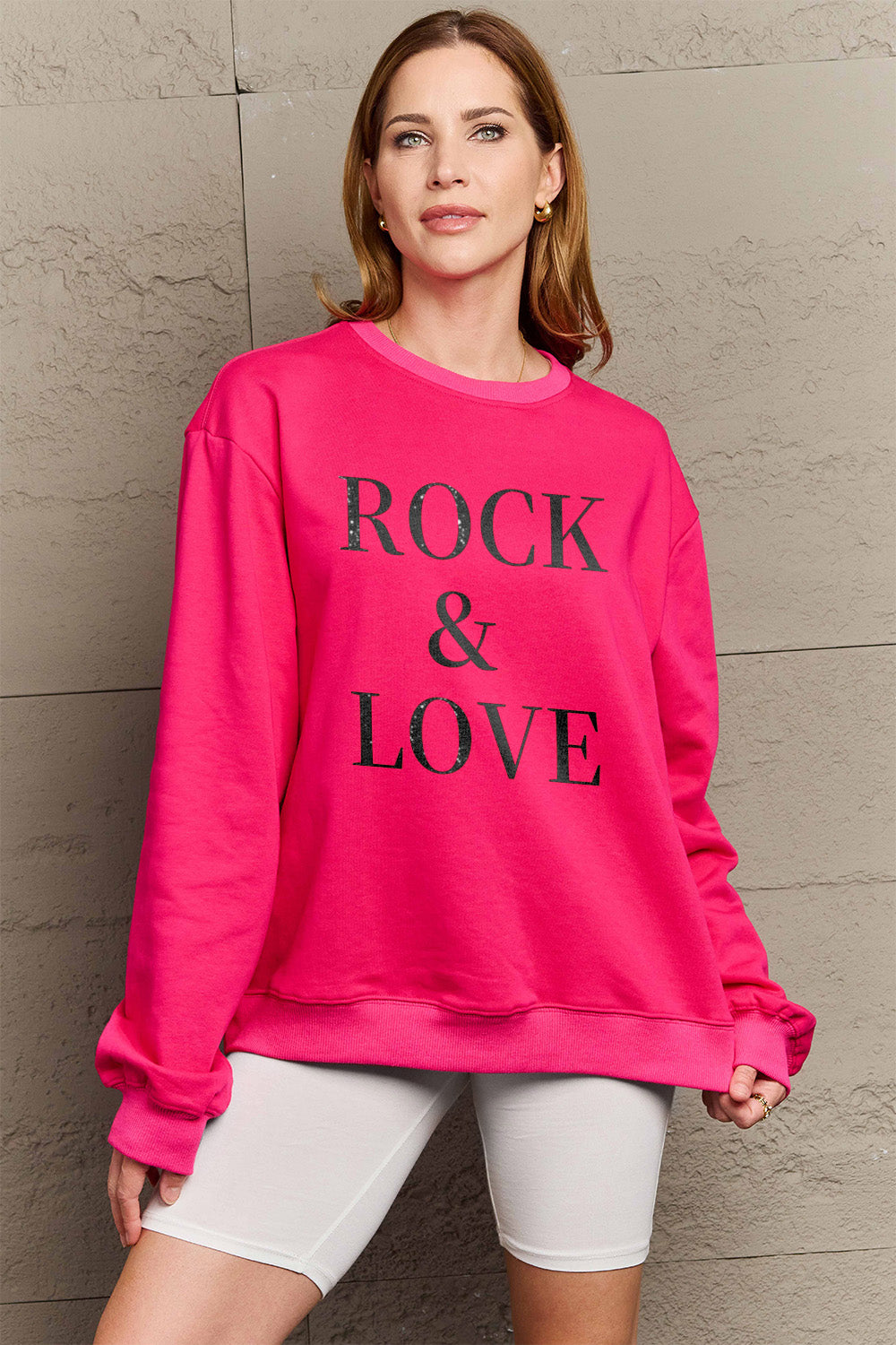 Simply Love Sweat-shirt à col rond ROCK ＆ LOVE en taille réelle