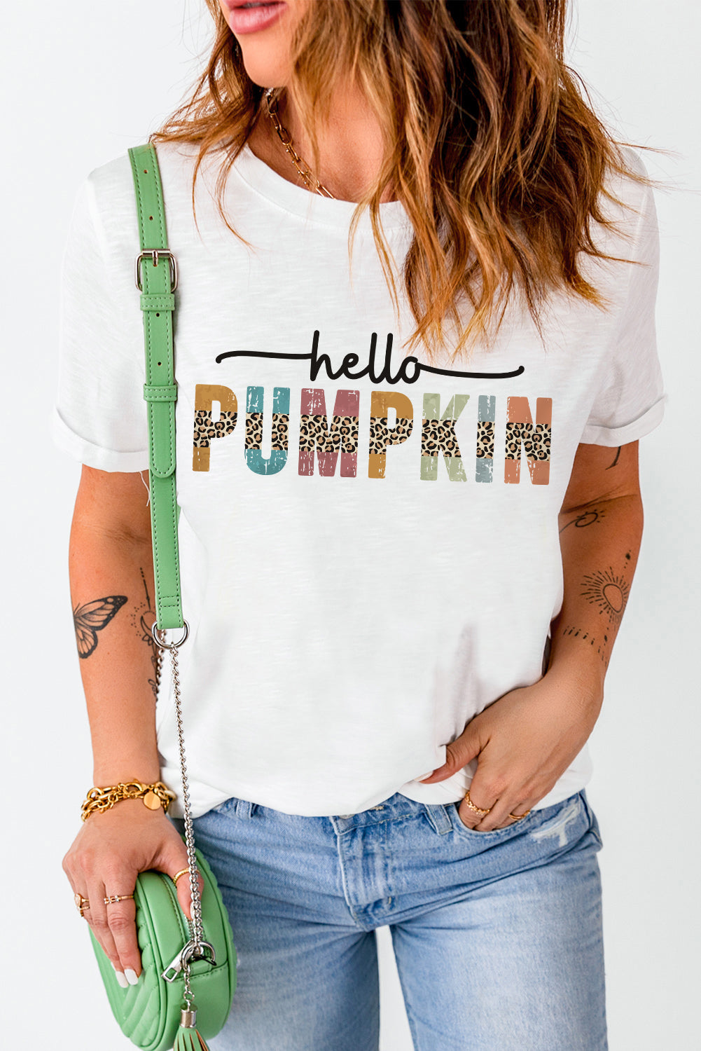 Camiseta blanca con gráfico de cuello redondo de Halloween Hello Pumpkin