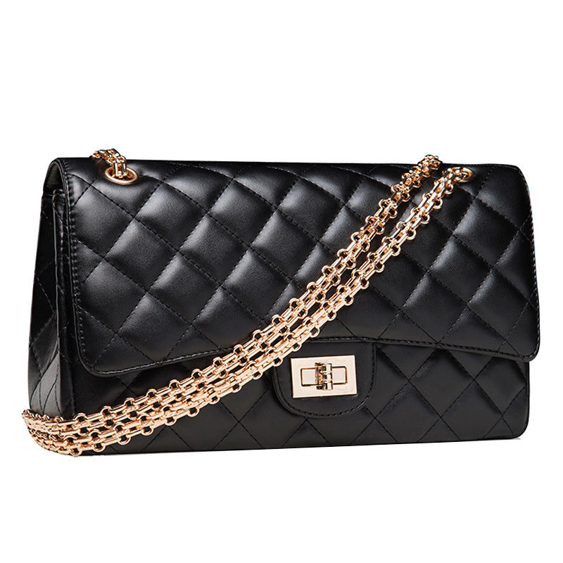 913 upgrade fashion diamond lattice chain of small fragrant bag. A classic single shoulder bag manufacturers on behalf of