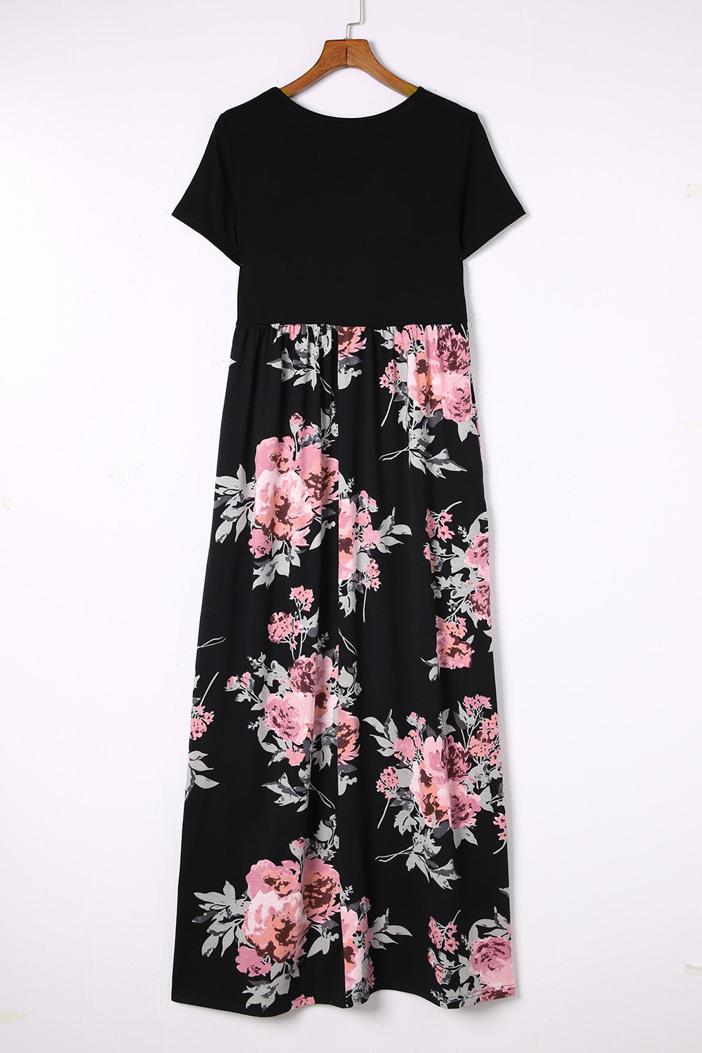 Robe longue noire à fleurs contrastées, taille empire