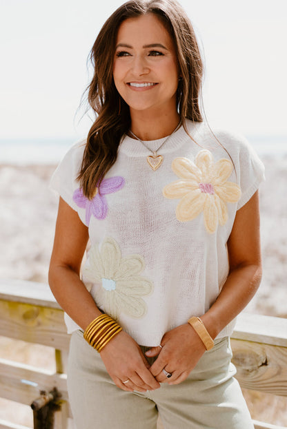 White Flower Short Sleeve Crop Knit Tee