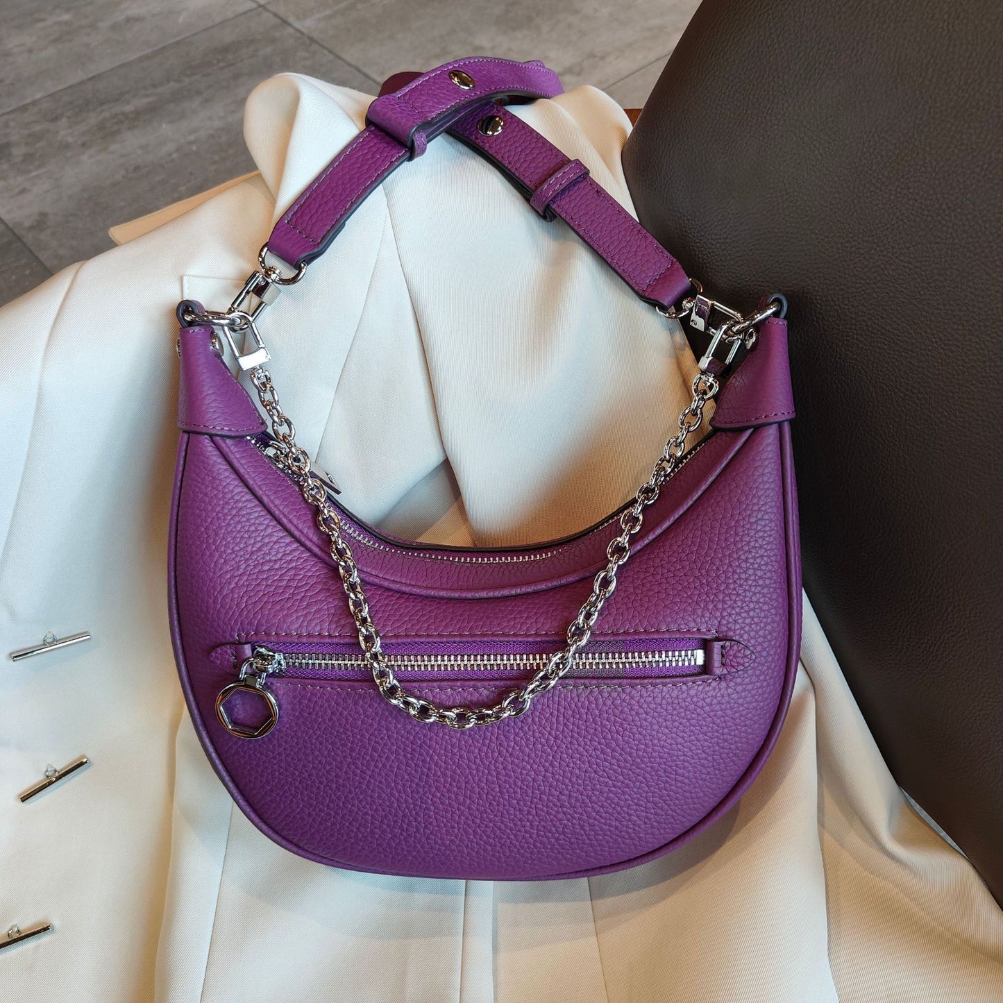 Bolso de hombro con cadena de piel de vaca de moda para mujer