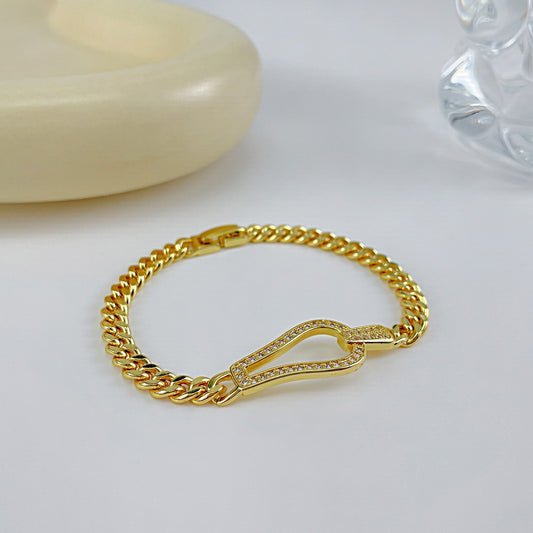 Pulsera de circonitas con incrustaciones chapada en oro