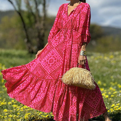 Vestido de fiesta de longitud media con estampado bohemio de moda