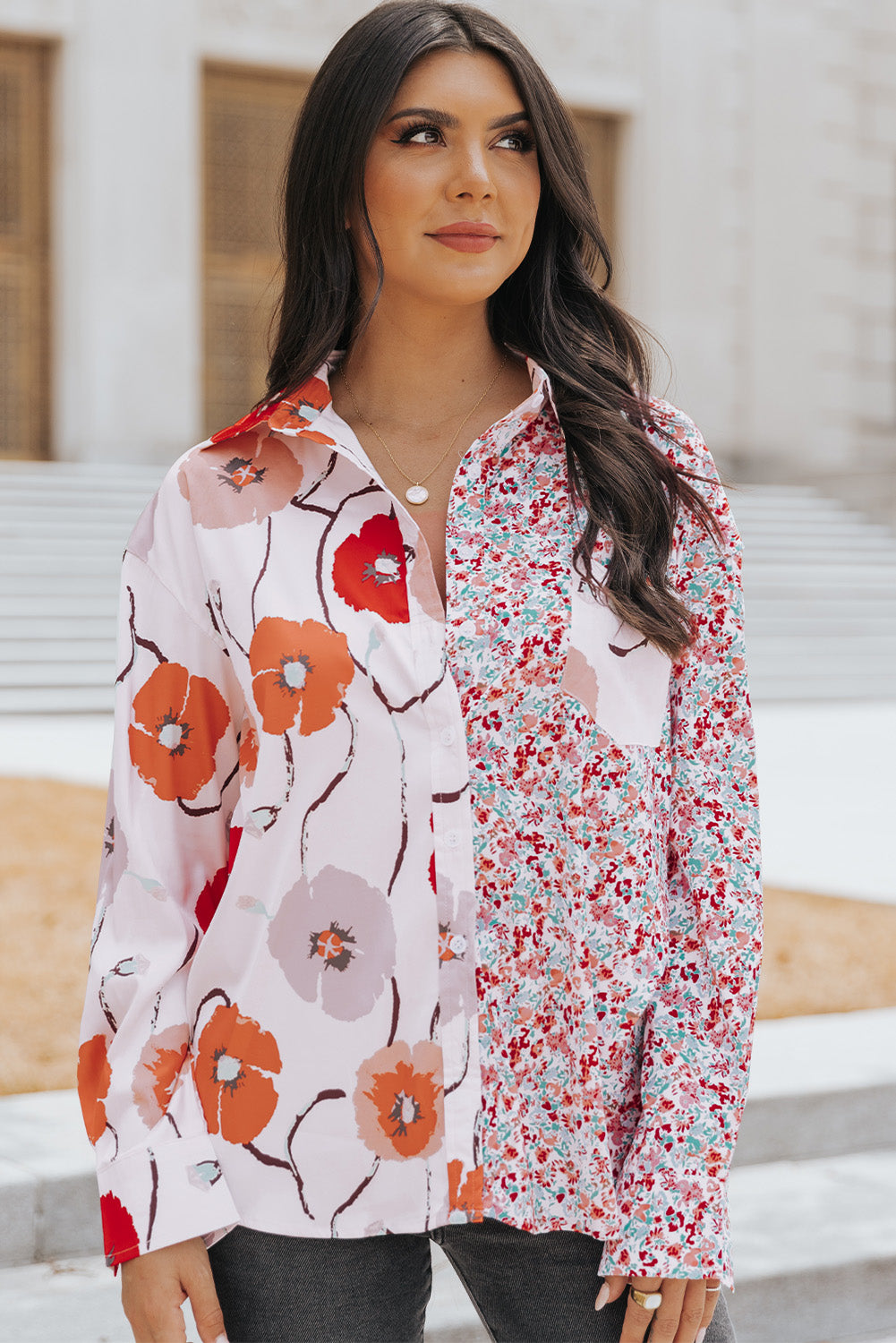 Chemise boutonnée en patchwork avec poches florales bohème rouge