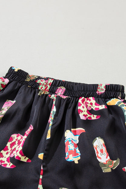 Conjunto de pijama corto estampado con botas occidentales negras