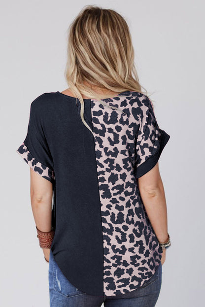 Camiseta casual con estampado de leopardo y manga remangada en bloque de color negra