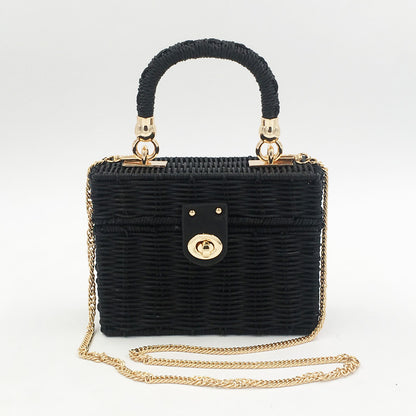 Xiaoxiangfeng spot messenger straw bag