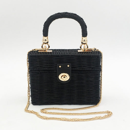 Xiaoxiangfeng spot messenger straw bag