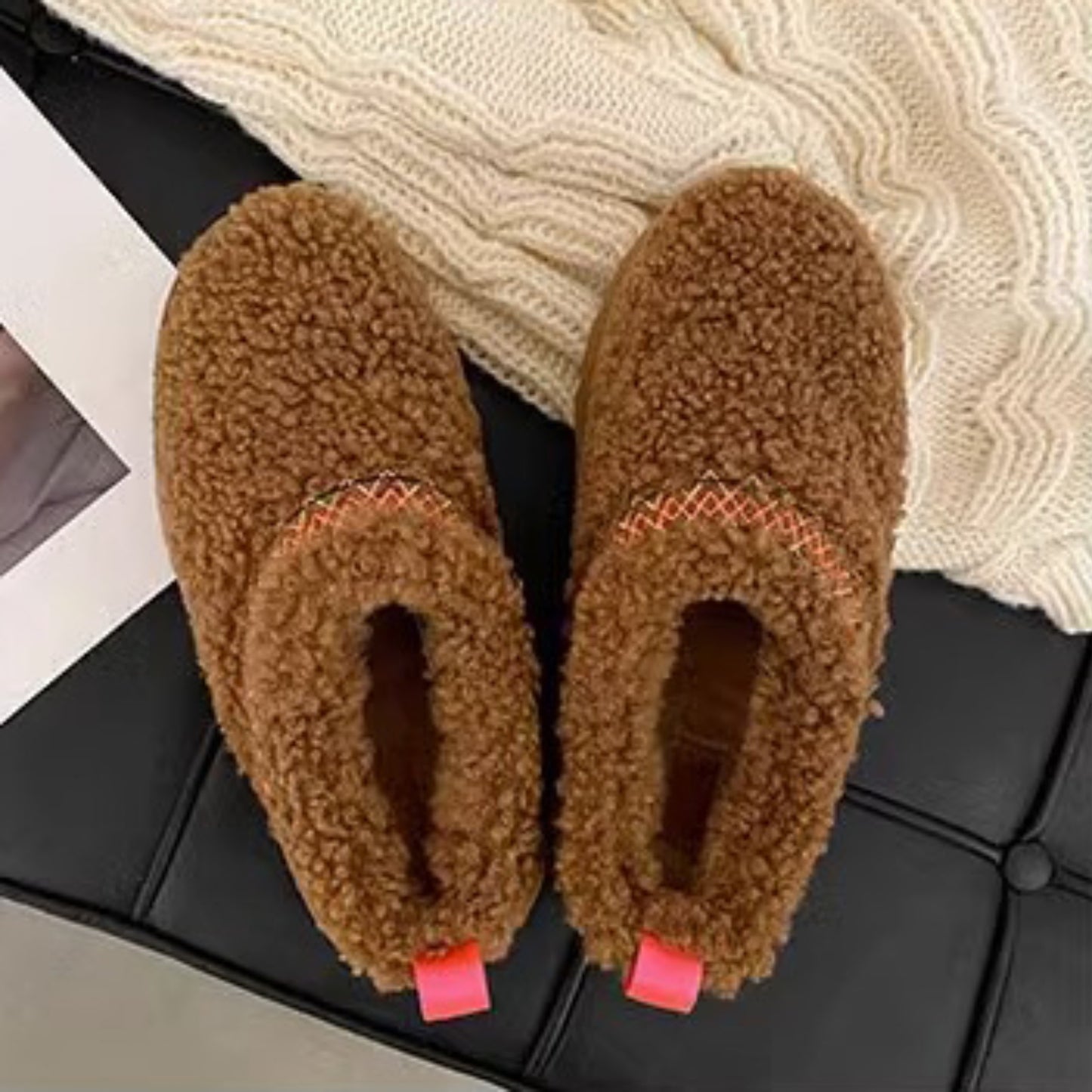 Pantuflas con plataforma trenzada