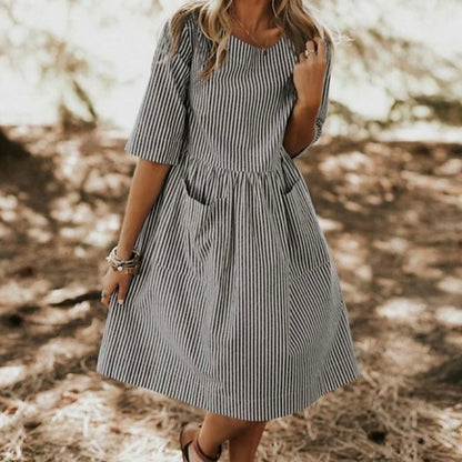 Women's Round Neck Striped Pocket Loose Casual Dress