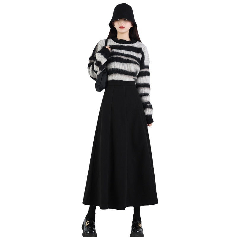 Woolen Skirt Slim Fit Mid-length