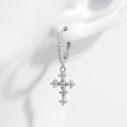 Boucles d'oreilles pendantes en argent sterling 925 avec croix en zircon incrusté