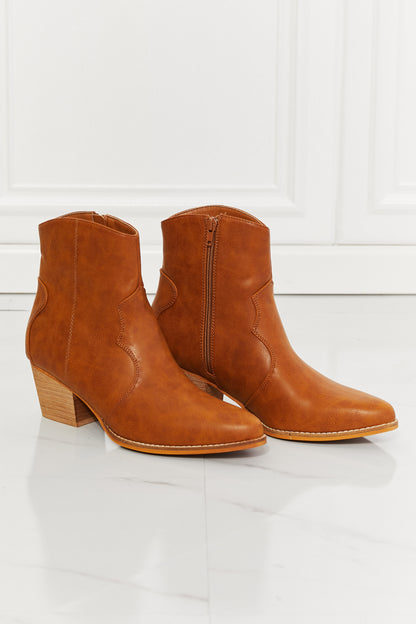 MMShoes Watertower Town Bottines western en simili cuir ocre