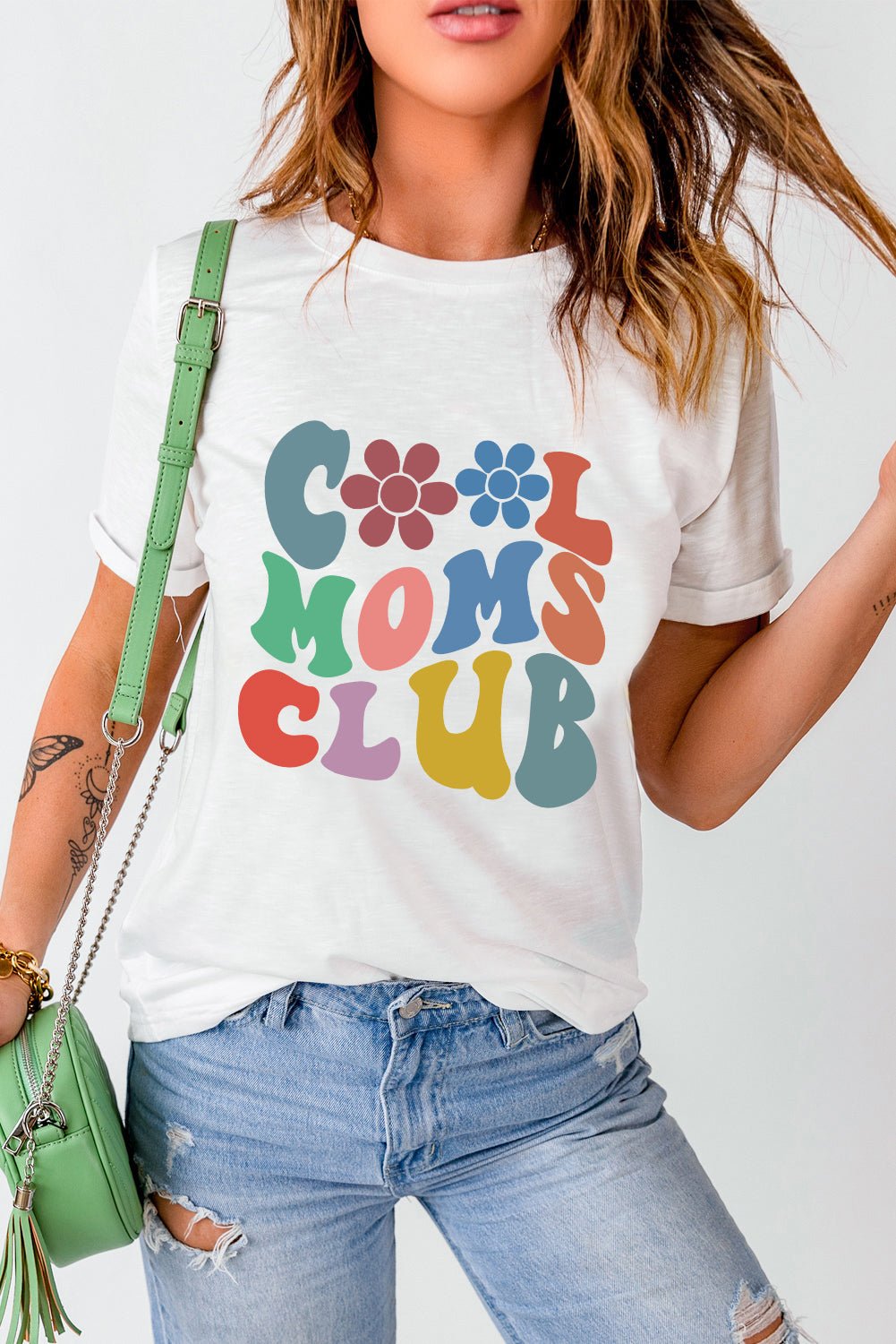 T-shirt blanc à col ras du cou avec motif floral COOL MOMS CLUB