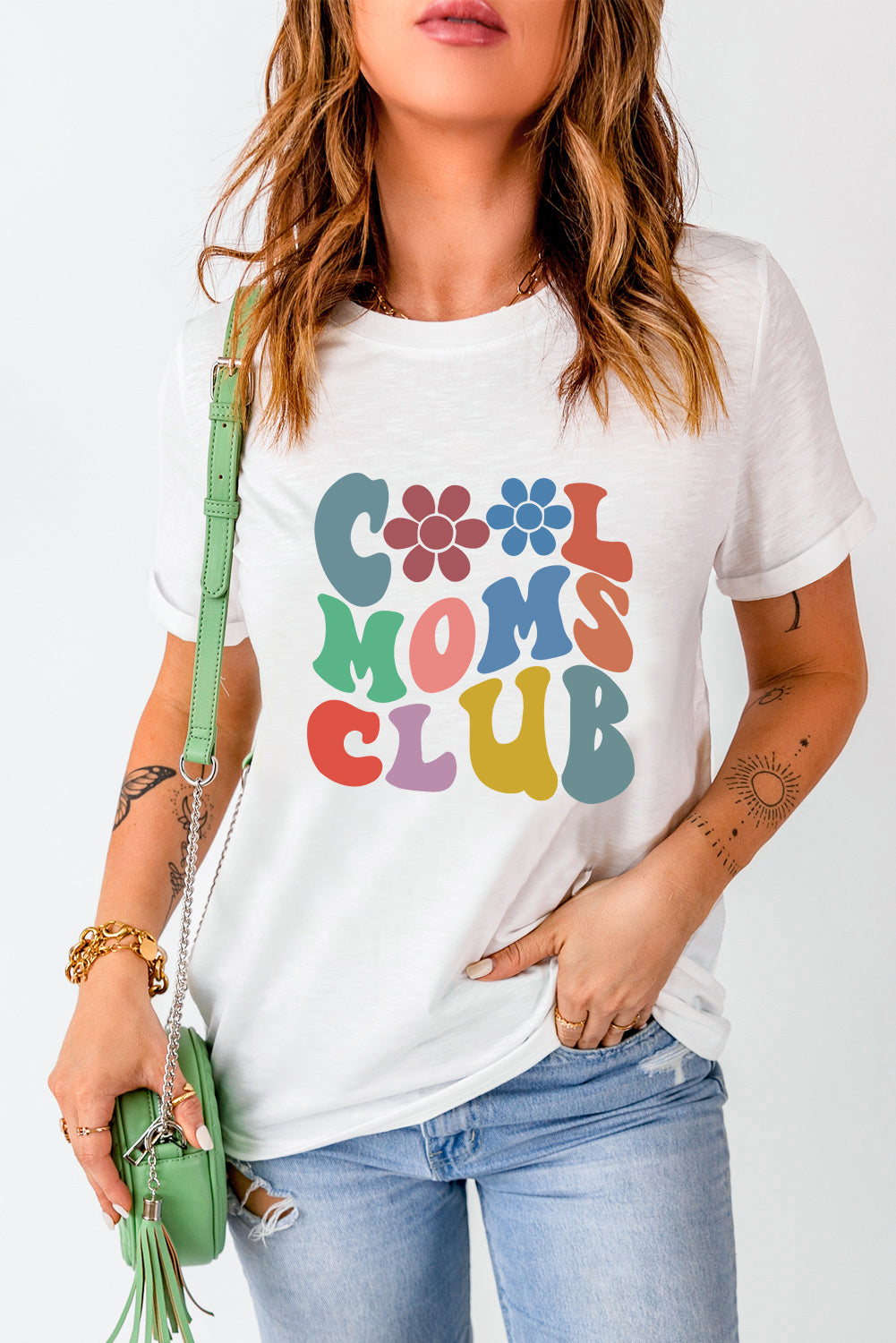 T-shirt blanc à col ras du cou avec motif floral COOL MOMS CLUB