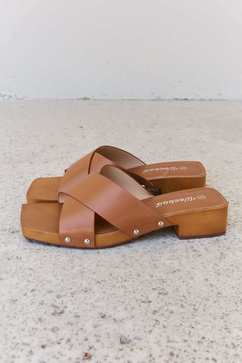 Weeboo Step Into Summer Criss Cross Sabots en bois Marron