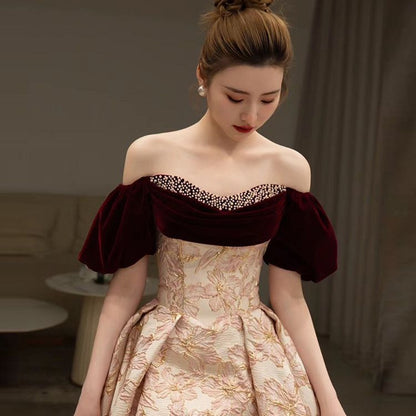 Robe de soirée de banquet de piste de mode rouge d'été à épaules dénudées de fiançailles françaises