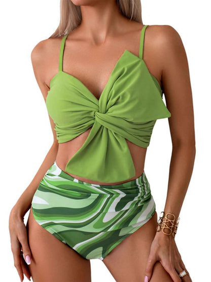 Conjunto de bikini con tirantes finos retorcidos