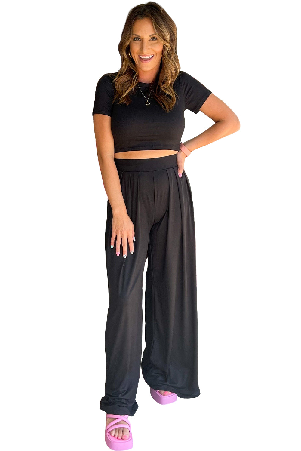 Conjunto de pantalón ancho y top corto de corte slim liso liso en negro