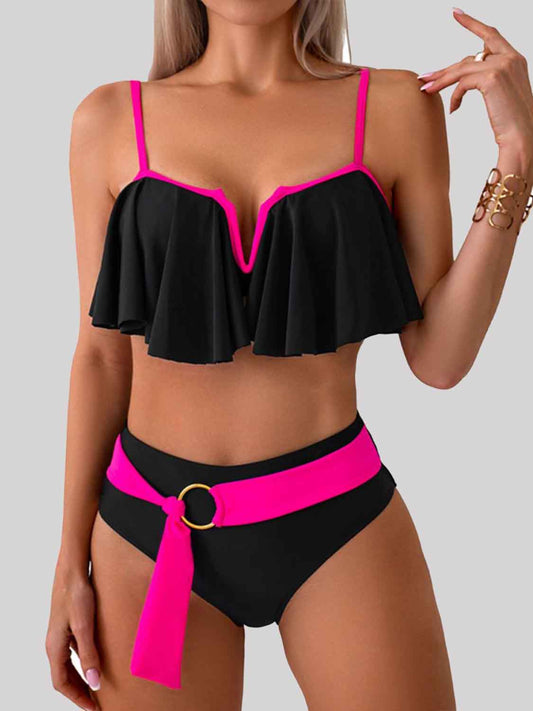 Ensemble de bikini échancré à fines bretelles