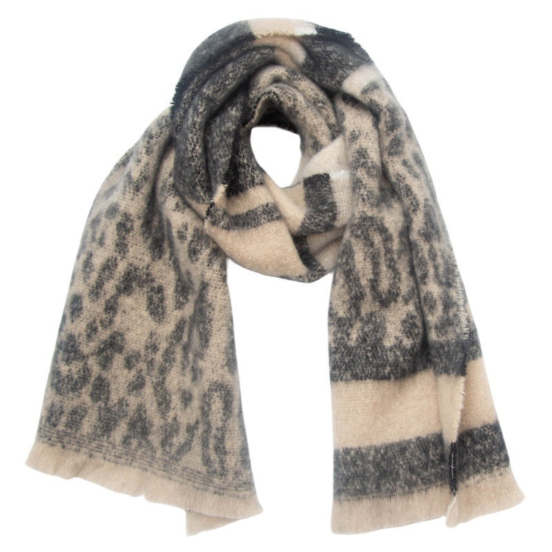 European And American Men's And Women's Short Beard Leopard Scarf