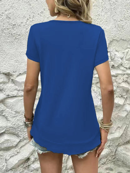 Blusa de manga corta con cuello en V