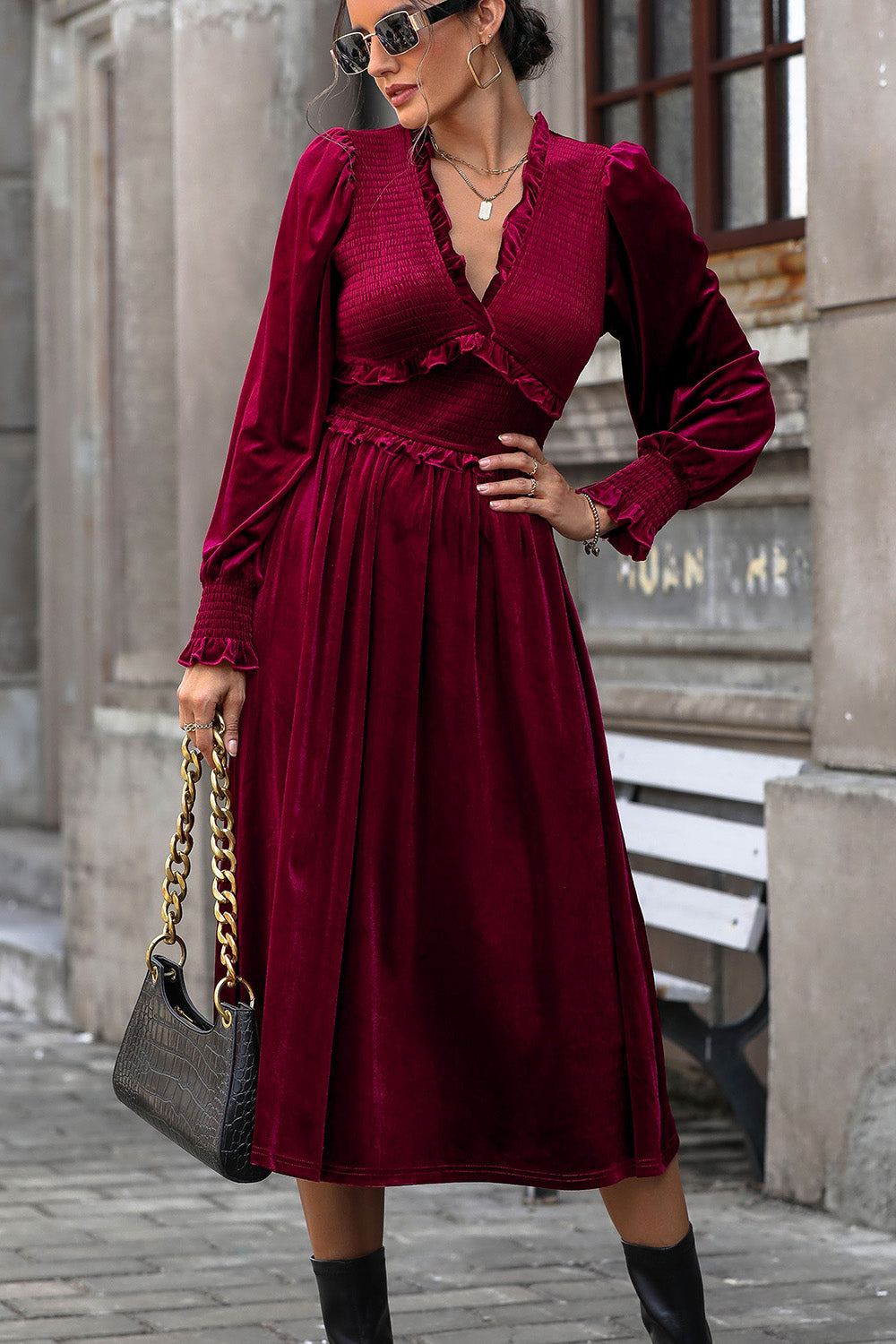 Robe midi smockée à manches lanternes