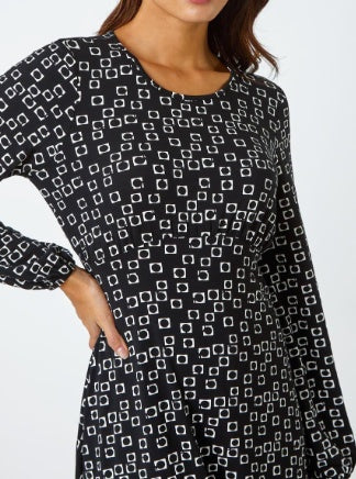 Robe décontractée à manches longues pour femme avec jupe à motif carré 