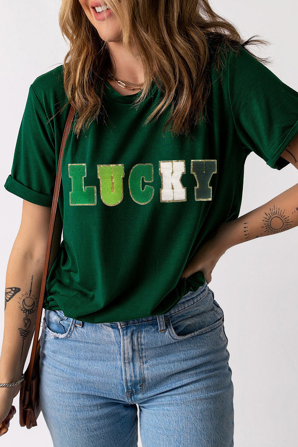 Camiseta verde con cuello redondo y estampado de chenilla con purpurina LUCKY