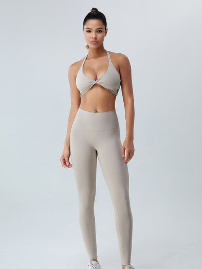 Soutien-gorge actif torsadé à col licou