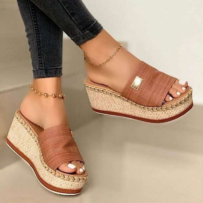 Sandalias con punta abierta de cuero PU