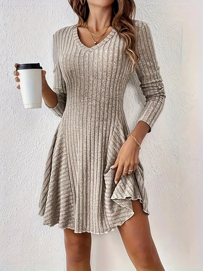 Women's Fashion French Knitted V-neck Dress