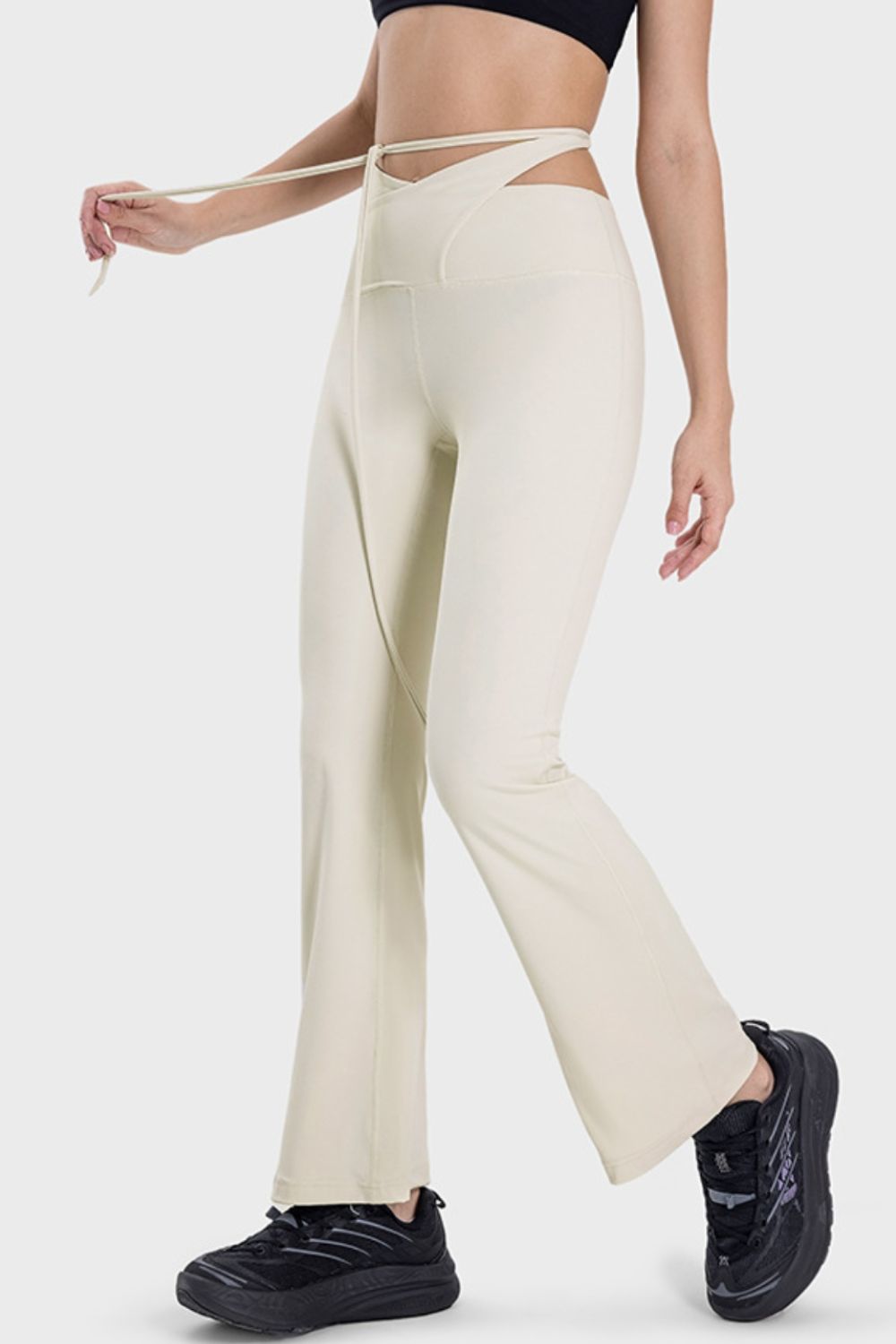 Pantalon actif noué à taille mi-haute