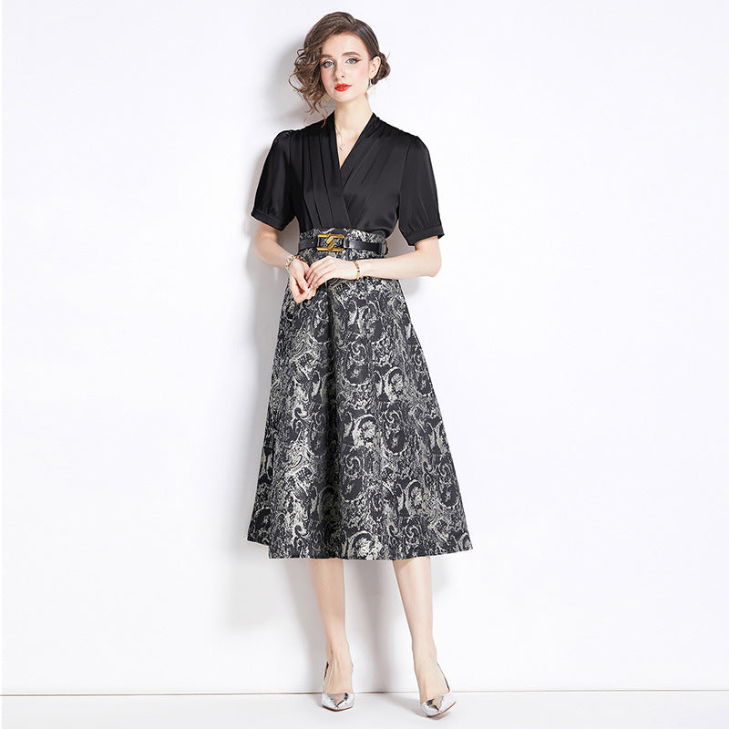 Robe trapèze jacquard à col en V Femme