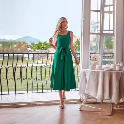 Vestido de mujer con cuello cuadrado y cinturón dividido a la moda