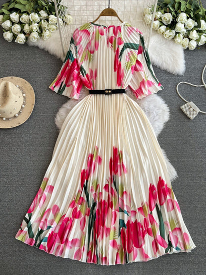 Round Neck Waist Trimming Slimming A- Line Pleated Printed Dress