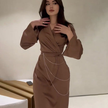 Robe taille longue élégante de couleur unie pour femmes