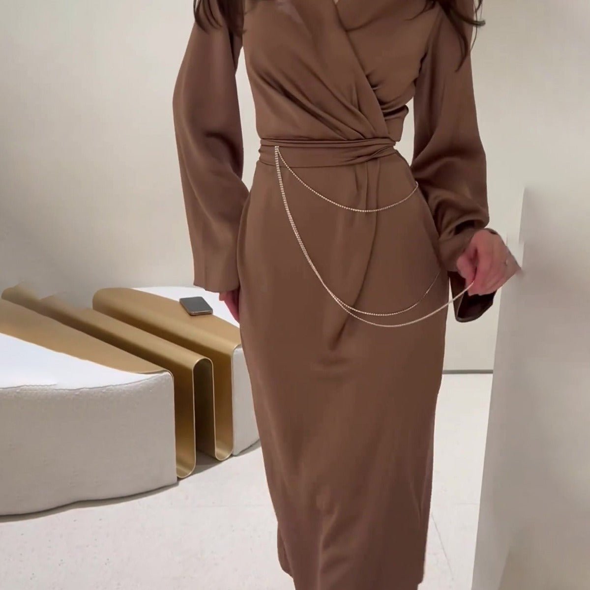 Robe taille longue élégante de couleur unie pour femmes