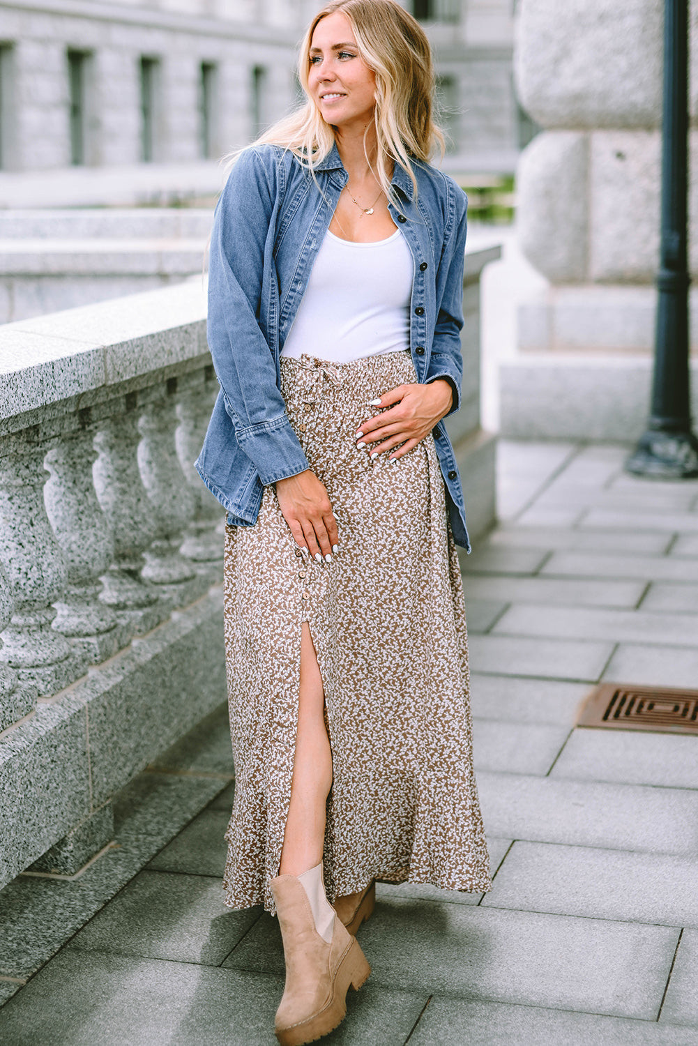 Veste chemise en jean boutonnée à manches longues bleu ciel